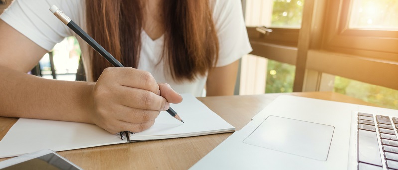 ESTUDIOS PRELIMINARES